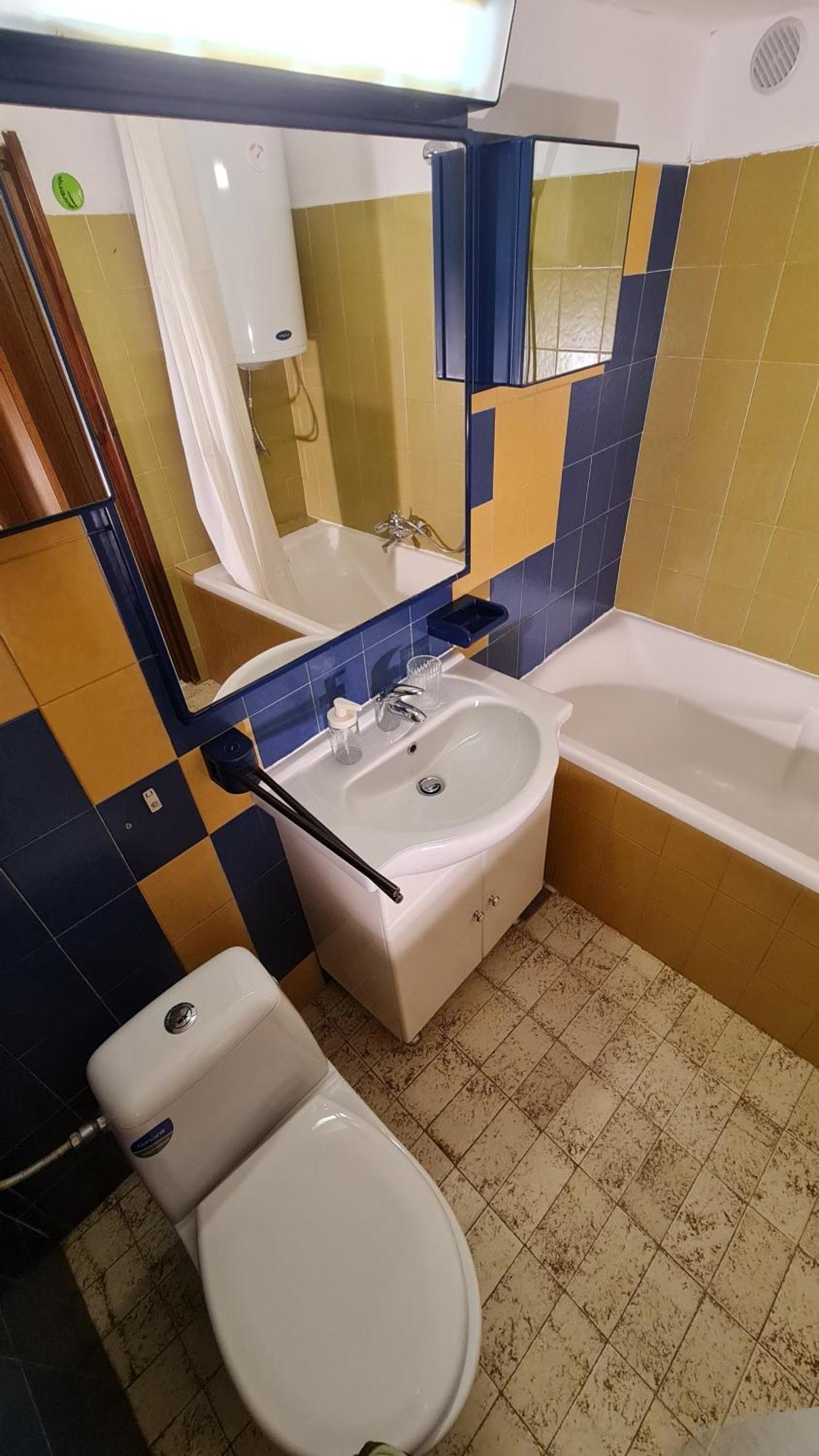 Plutus Apartments And Rooms With Free Parking โคเปร์ ภายนอก รูปภาพ